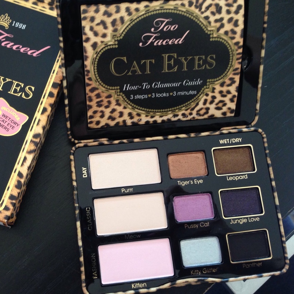 SOLD OUT limited Too Faced Cat Eyeshadow Palette